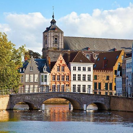 Csar Private Guesthouse Brugge Ngoại thất bức ảnh